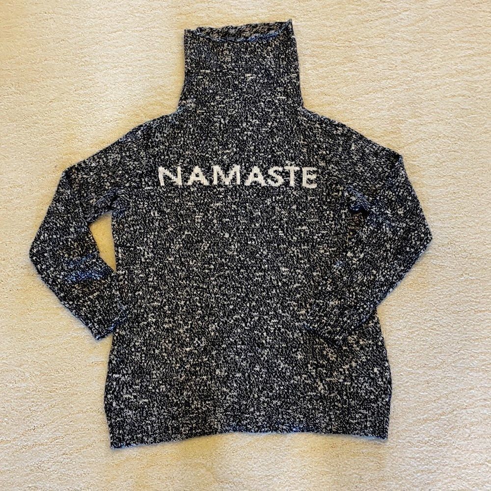 Life Is Good Namaste Sweater - Size XS